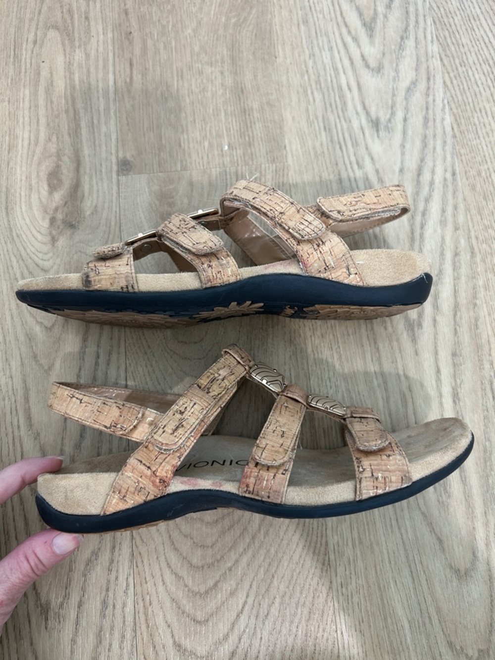 Vionic Amber Cork Sandals Size 7 - Picture 2 of 7
